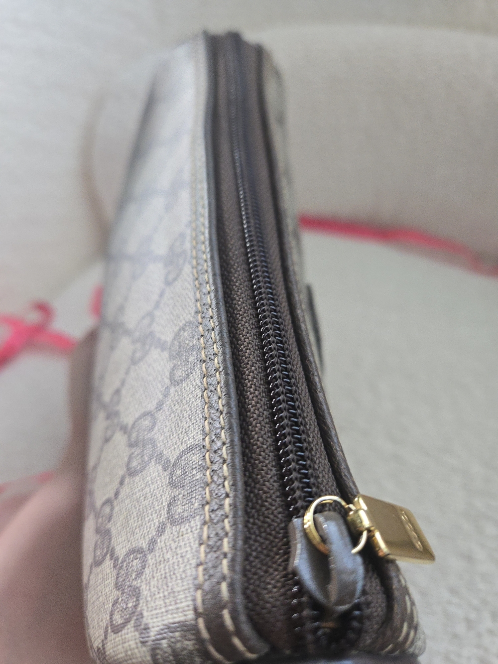 Vintage Gucci GG Monogram Cosmetic Pouch / Clutch - Picture 13 of 16